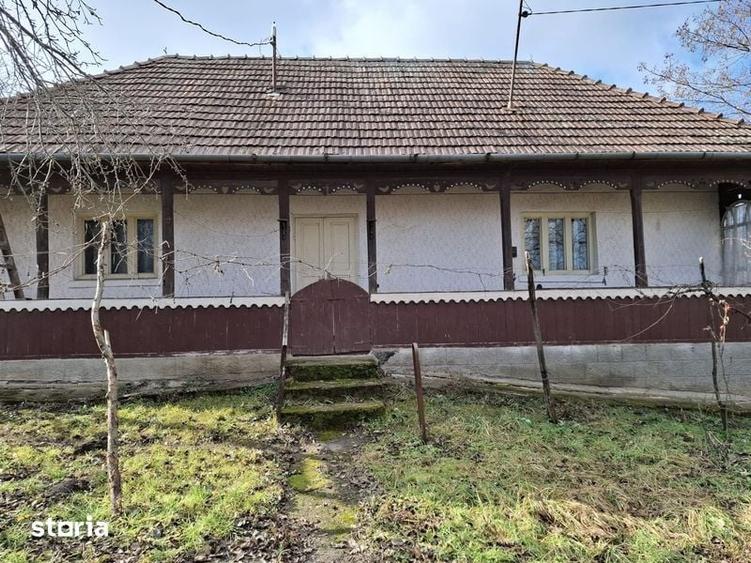 Casa cu anexe gospodaresti - 1