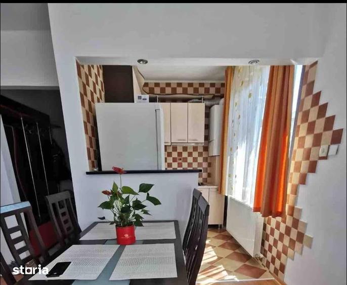 Apartament cu 3 camere în Obcini