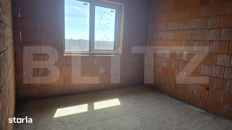 Casă cu 3 camere cu Teren 550 Mp în Lazuri