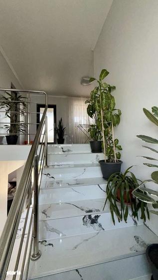 Casă cu 4 camere cu Teren 1200 Mp în Lenin Sud