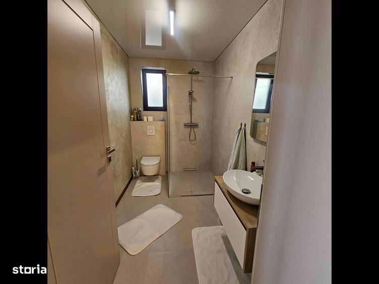 Casă cu 3 camere cu Teren 500 Mp în Sântandrei