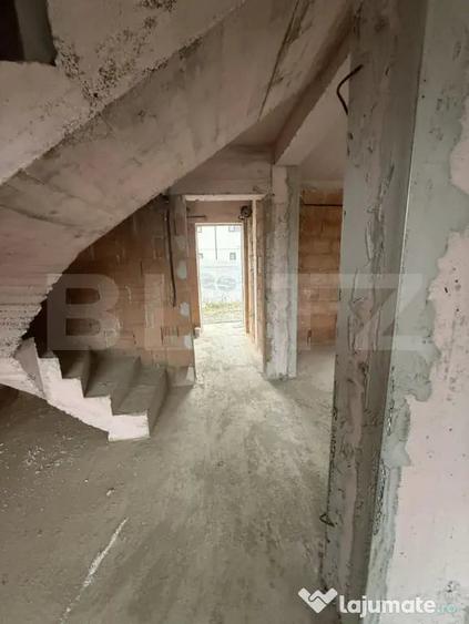 Casă cu 4 camere cu Teren 252 Mp în Central