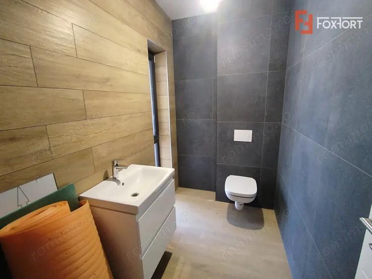 Casă cu 4 camere cu Canalizare în Buziașului