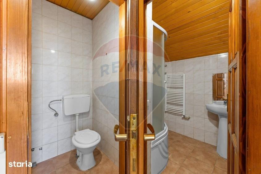 Apartament cu 3 camere decomandat în Șofronea