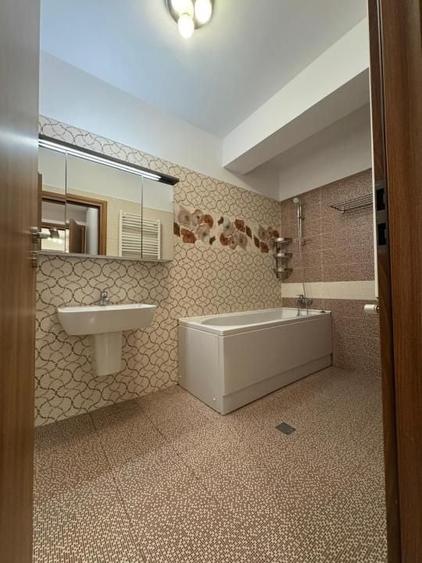 Apartament cu 3 camere | Centrala proprie | Loc de parcare | Aviatiei - 17