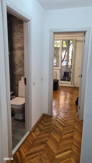 Apartament cu 3 camere în Obor