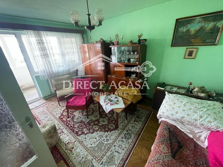 Apartament cu 3 camere în Dâmbu Pietros