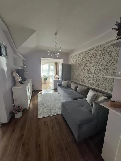 Apartament cu 2 camere semidecomandat în Dărmănești