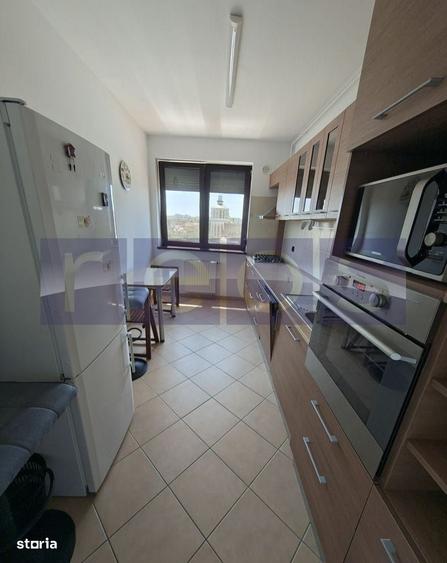 Apartament cu 3 camere decomandat în Foișorul de Foc