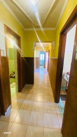 Apartament cu 3 camere decomandat în Dacia