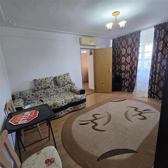 Apartament cu 2 camere decomandat în Alexandru cel Bun