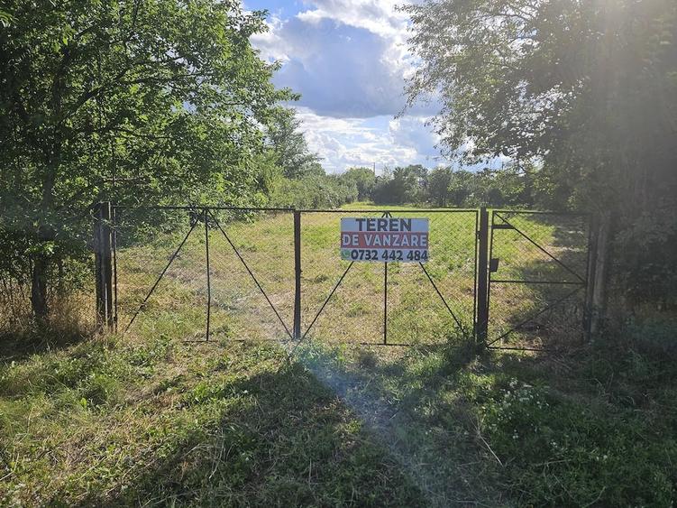 Teren de 2192 mp, în Piscu