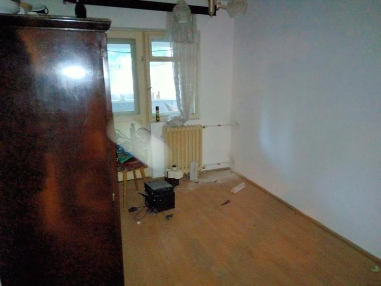 Apartament cu 4 camere decomandat în Pantelimon