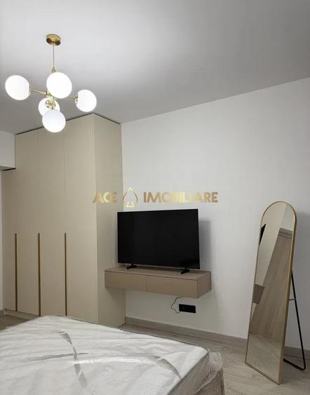 Apartament cu 3 camere semidecomandat, mobilat în Dristor