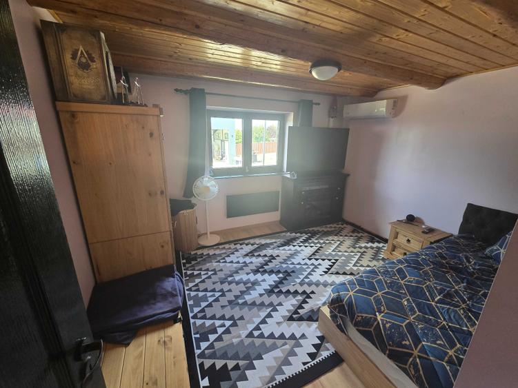 Casă cu 2 camere în Central
