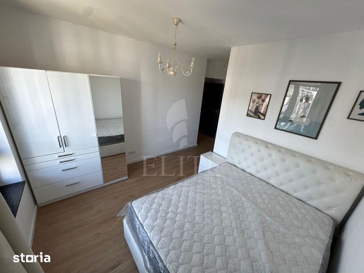 Apartament cu 3 camere semidecomandat în Iris