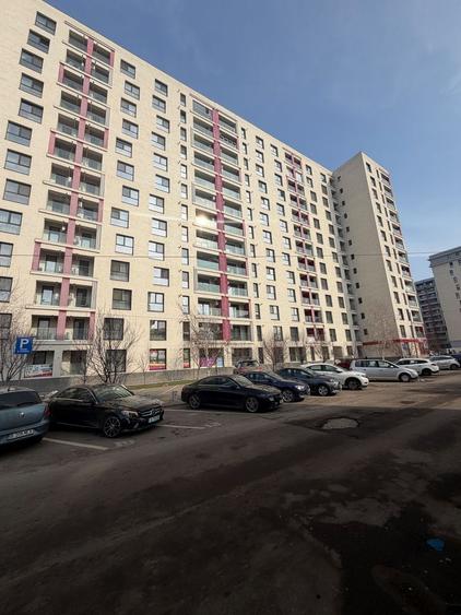 Apartament cu 3 camere decomandat, mobilat în Politehnica