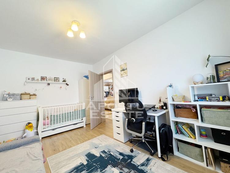 Apartament cu 3 camere decomandat, mobilat în Giroc