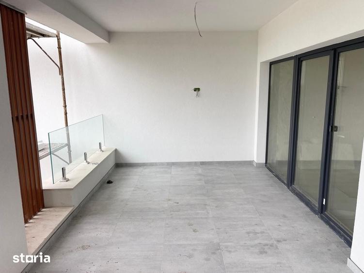 Apartament cu 3 camere în Torontalului