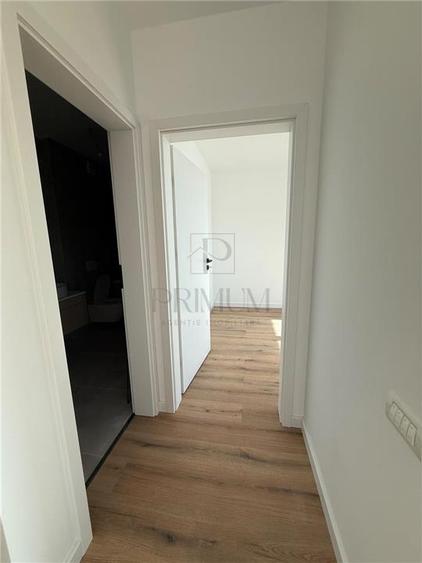 Apartament cu 3 camere decomandat în Torontalului