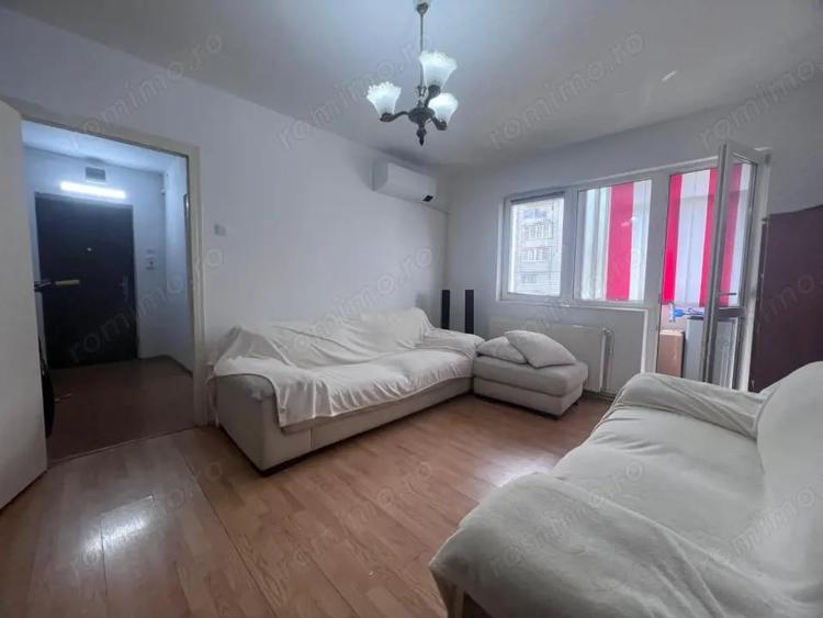 Apartament cu 2 camere semidecomandat în Central