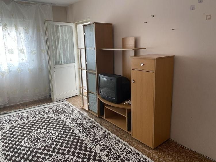 Apartament cu 3 camere în Iosia