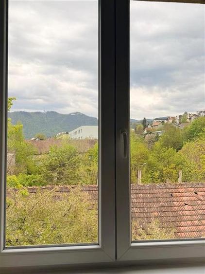 Apartament cu 2 camere decomandat, mobilat în Carierei
