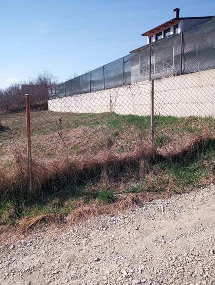 Teren de 600 mp, în Central