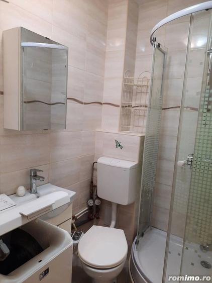 Garsonieră decomandată în UMT