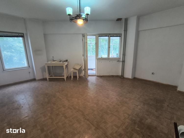 Apartament cu 2 camere decomandat în Tomis II
