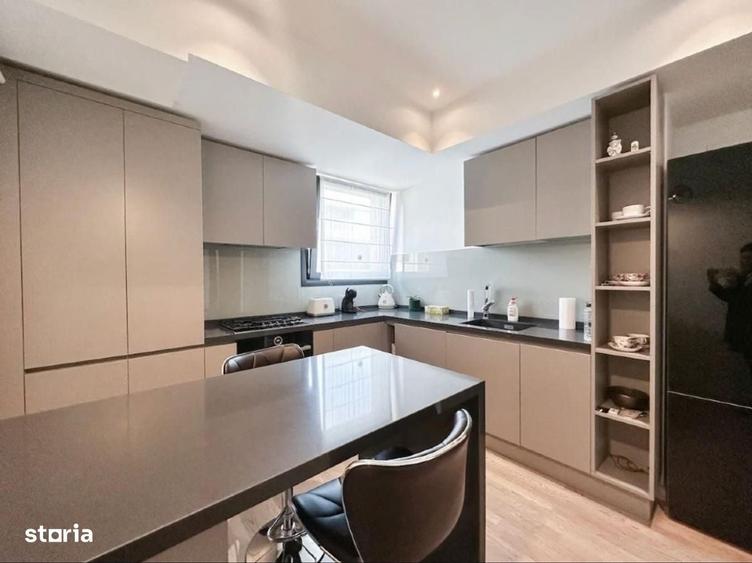 Apartament cu 4 camere în Herăstrău