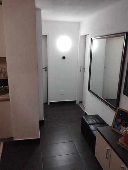 Apartament cu 2 camere decomandat în Exterior Vest