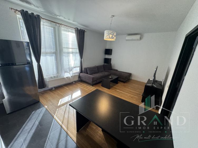 Apartament cu 2 camere semidecomandat, mobilat în Semicentral