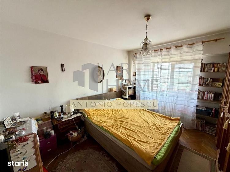 Apartament cu 4 camere în Ultracentral
