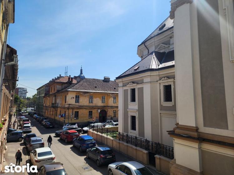 Apartament cu 2 camere în P-ța Unirii