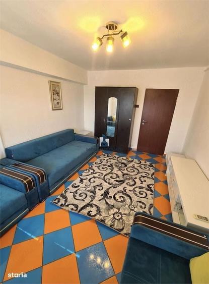 Apartament cu 3 camere decomandat în Alexandru Obregia