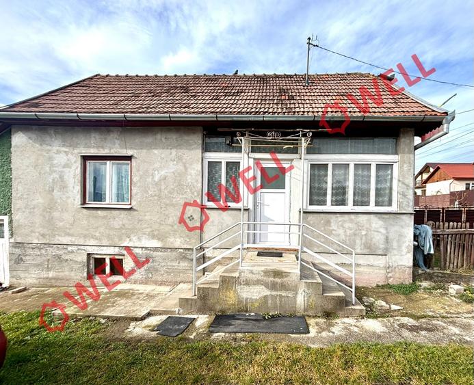 Casă cu 2 camere cu Teren 806 Mp în Vâlcele