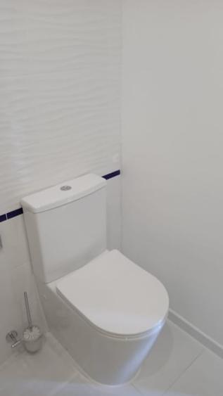 Garsonieră semidecomandată, mobilată în Neptun