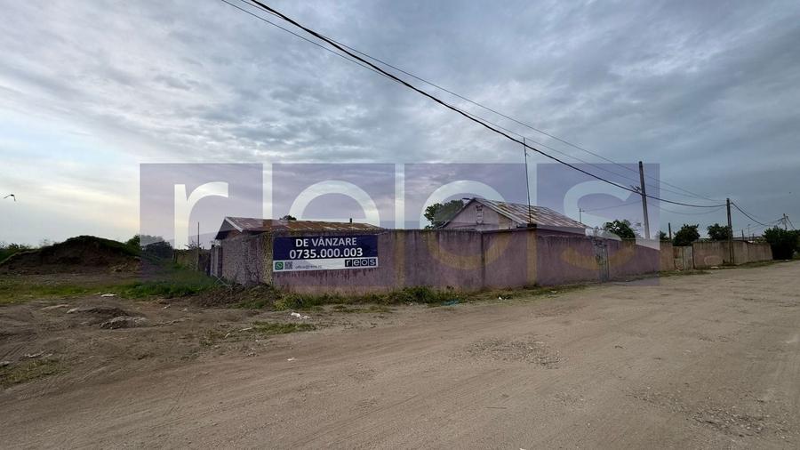 Teren Construcții intravilan de 16000 mp, în Periferie