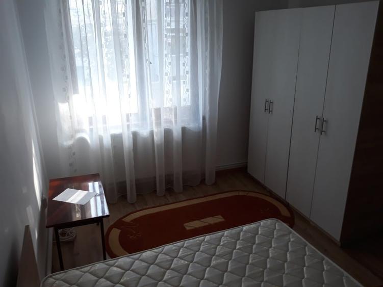 Închiriez apartament 2 camere în Huși - 4