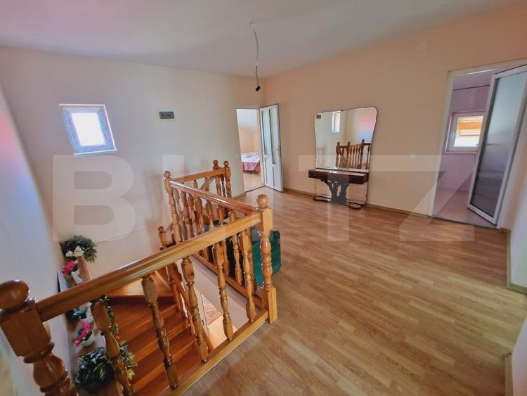 Casă individuală cu 5 camere cu Teren 500 Mp în Cărpiniș