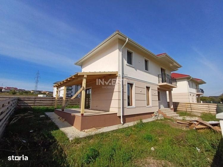 Casă cu 4 camere în Ciurbești