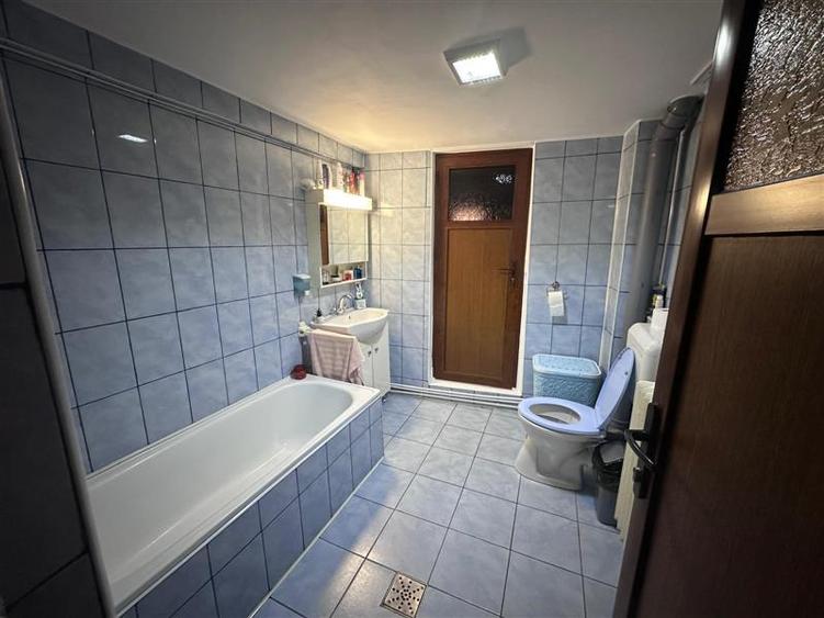 Casă individuală cu 3 camere cu Canalizare în Galata