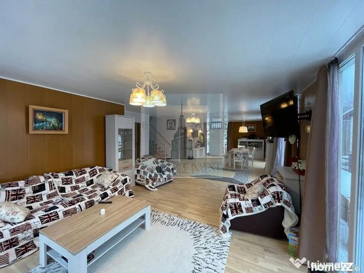 Casă cu 4 camere cu Teren 800 Mp în Central