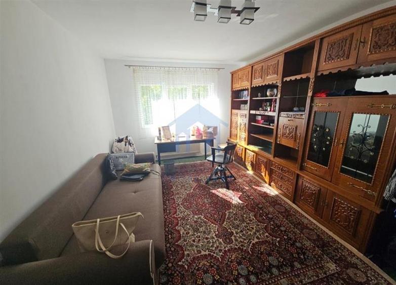 Apartament cu 2 camere decomandat în Zorilor