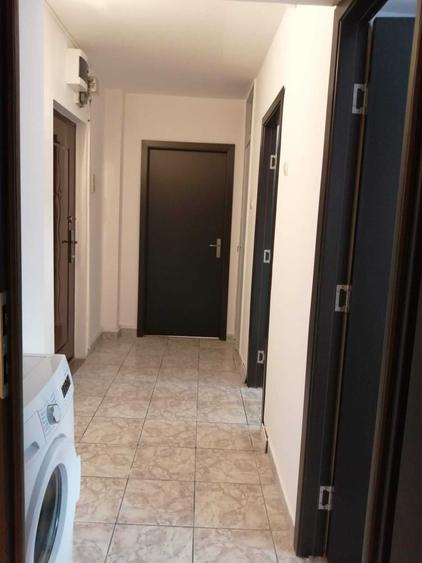 Apartament cu 2 camere decomandat în Astra