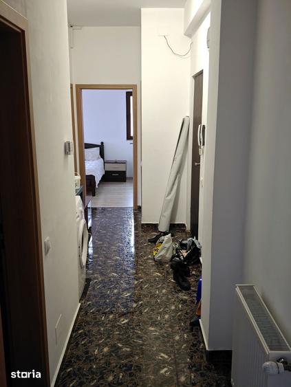 Apartament cu 3 camere, mobilat în Central
