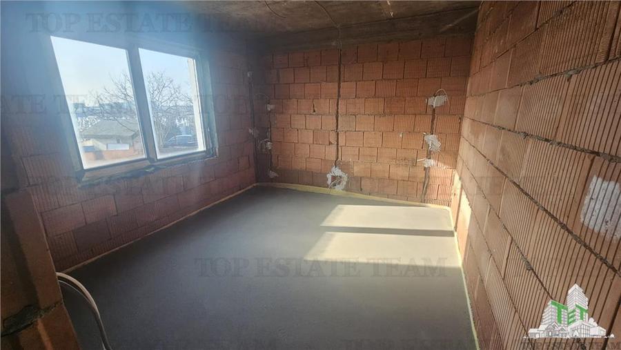 Casă individuală cu 5 camere cu Canalizare în Chiajna