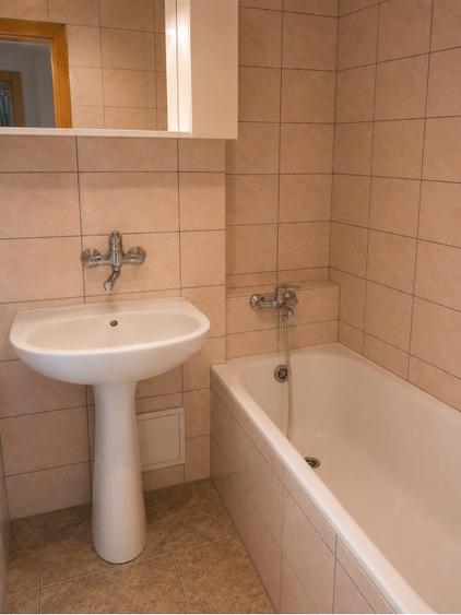 Apartament cu 2 camere decomandat, mobilat în Orizont