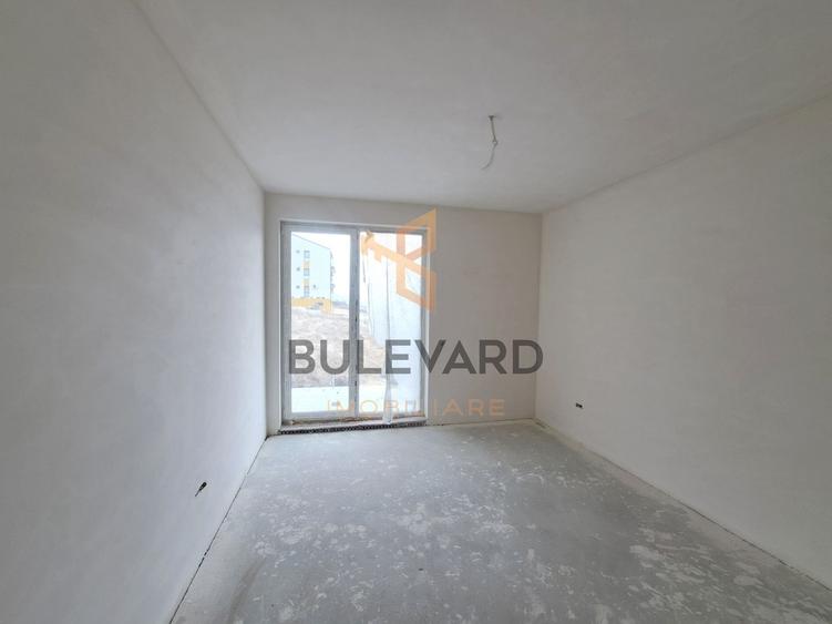 Apartament cu 3 camere decomandat în Apahida